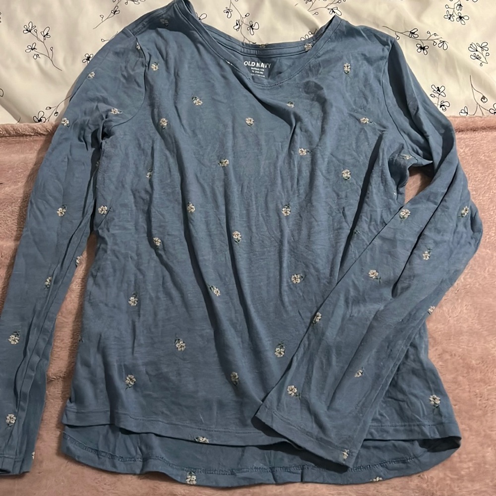 Old navy blue floral long sleeve